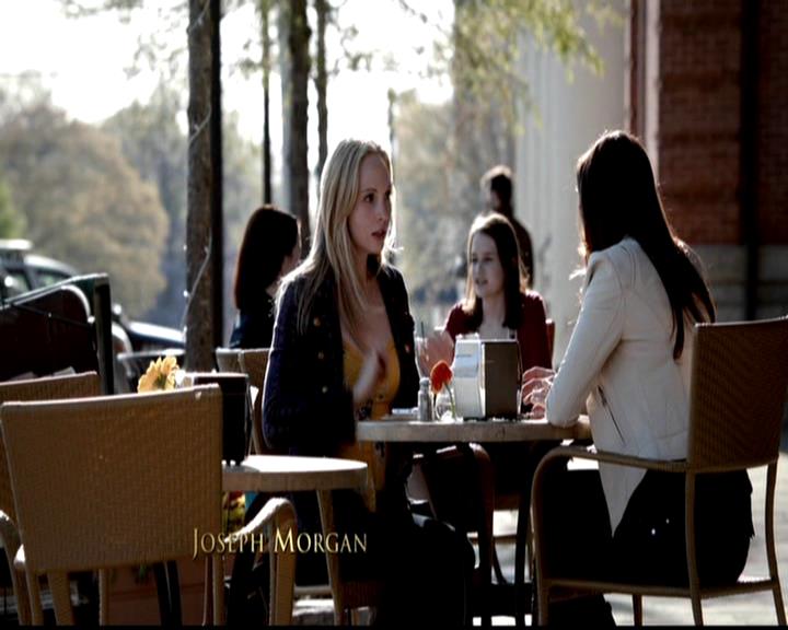VampireDiariesWorld-dot-org_4x22TheWalkingDead0142.jpg