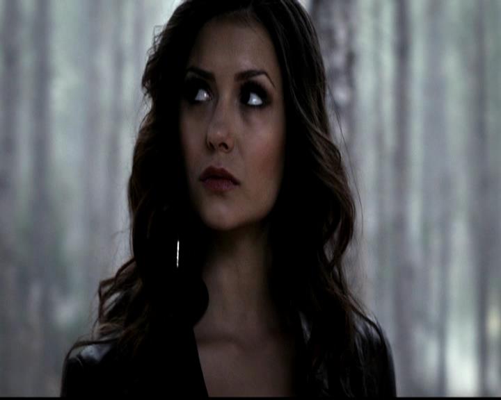 VampireDiariesWorld-dot-org_4x22TheWalkingDead0156.jpg