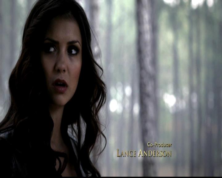 VampireDiariesWorld-dot-org_4x22TheWalkingDead0161.jpg
