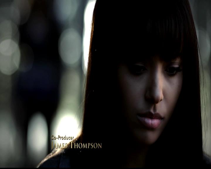 VampireDiariesWorld-dot-org_4x22TheWalkingDead0164.jpg