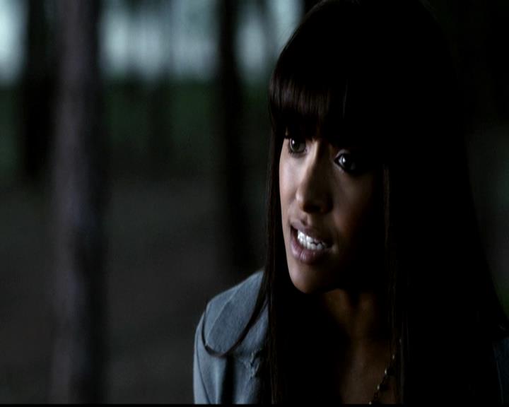 VampireDiariesWorld-dot-org_4x22TheWalkingDead0196.jpg