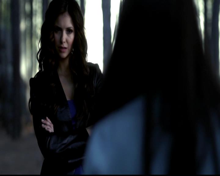 VampireDiariesWorld-dot-org_4x22TheWalkingDead0201.jpg