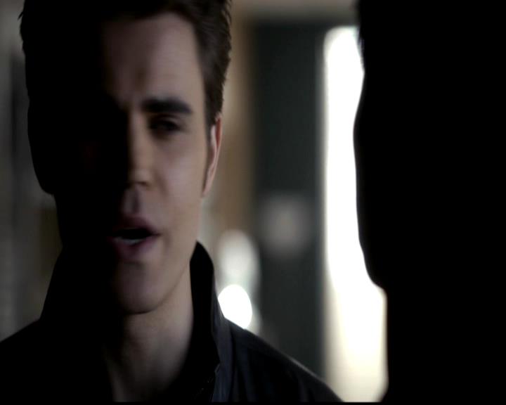 VampireDiariesWorld-dot-org_4x22TheWalkingDead0265.jpg