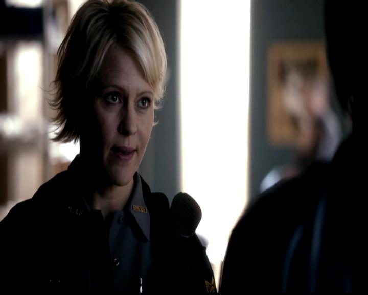 VampireDiariesWorld-dot-org_4x22TheWalkingDead0283.jpg