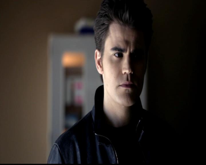 VampireDiariesWorld-dot-org_4x22TheWalkingDead0286.jpg