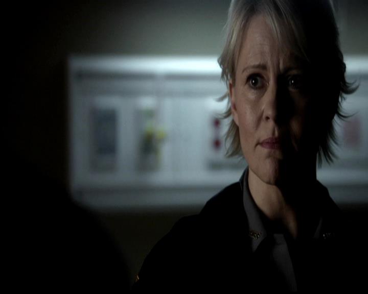 VampireDiariesWorld-dot-org_4x22TheWalkingDead0336.jpg