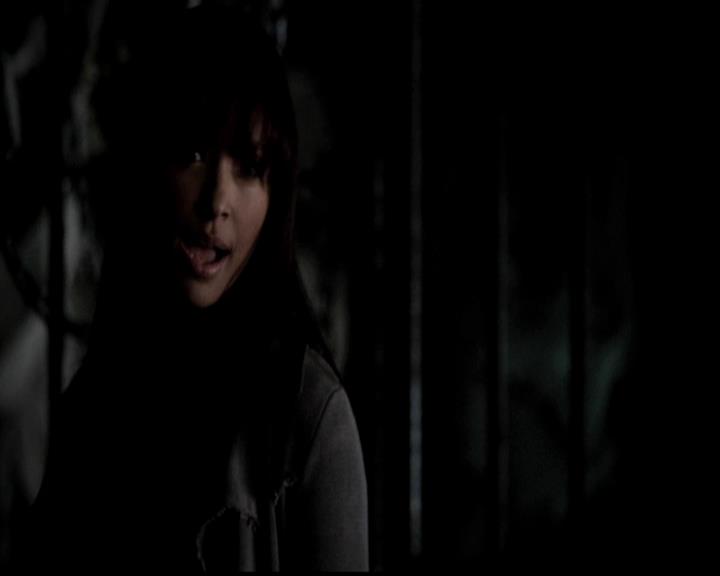 VampireDiariesWorld-dot-org_4x22TheWalkingDead0370.jpg