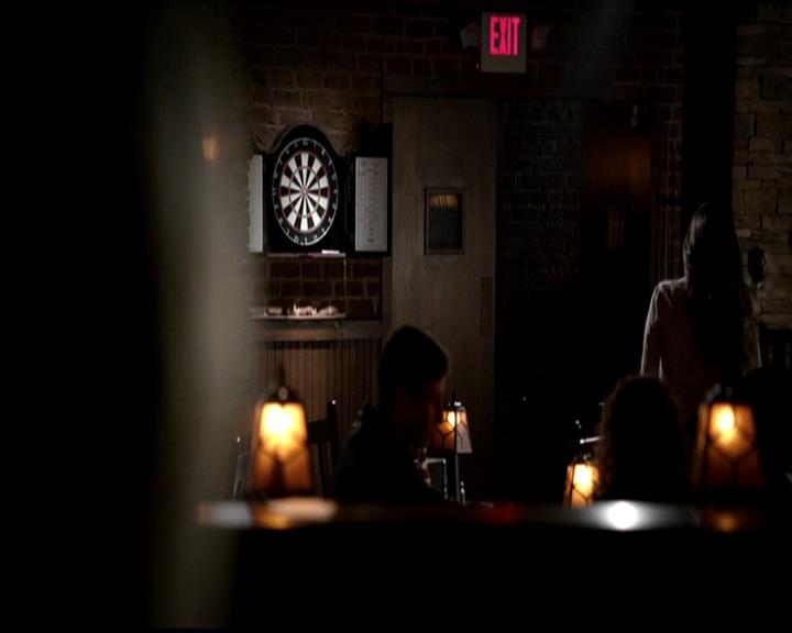 VampireDiariesWorld-dot-org_4x22TheWalkingDead0411.jpg