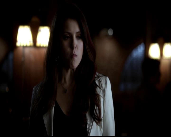 VampireDiariesWorld-dot-org_4x22TheWalkingDead0428.jpg