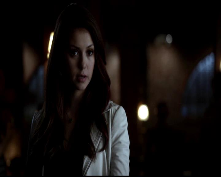 VampireDiariesWorld-dot-org_4x22TheWalkingDead0434.jpg