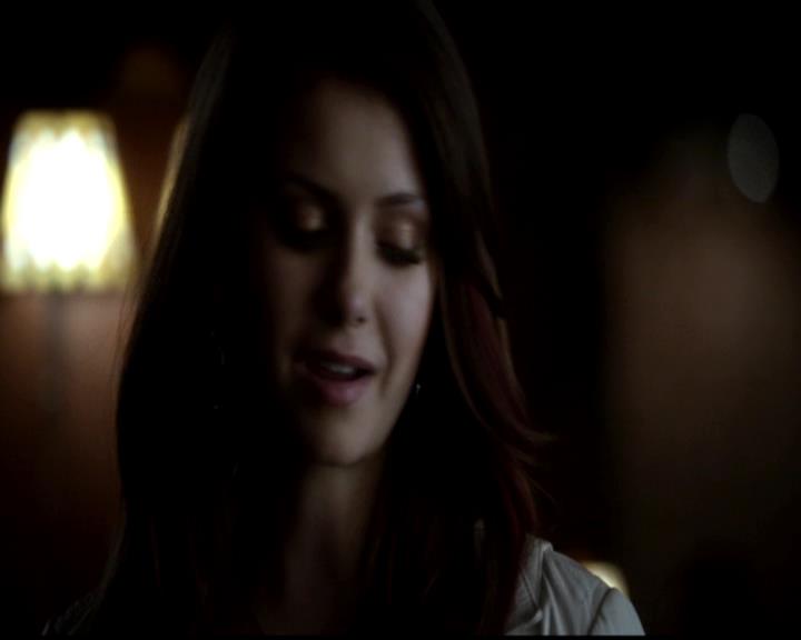 VampireDiariesWorld-dot-org_4x22TheWalkingDead0441.jpg