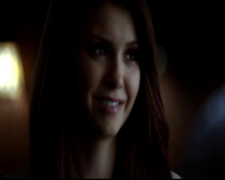 VampireDiariesWorld-dot-org_4x22TheWalkingDead0449.jpg
