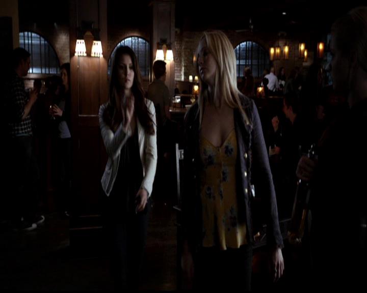 VampireDiariesWorld-dot-org_4x22TheWalkingDead0465.jpg