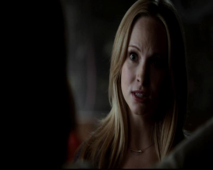 VampireDiariesWorld-dot-org_4x22TheWalkingDead0474.jpg
