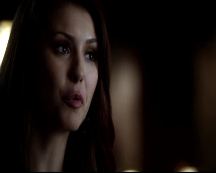 VampireDiariesWorld-dot-org_4x22TheWalkingDead0482.jpg