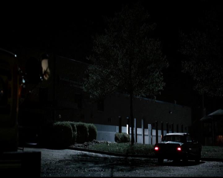 VampireDiariesWorld-dot-org_4x22TheWalkingDead0574.jpg