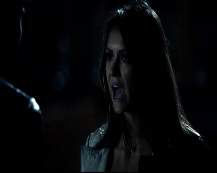 VampireDiariesWorld-dot-org_4x22TheWalkingDead0594.jpg