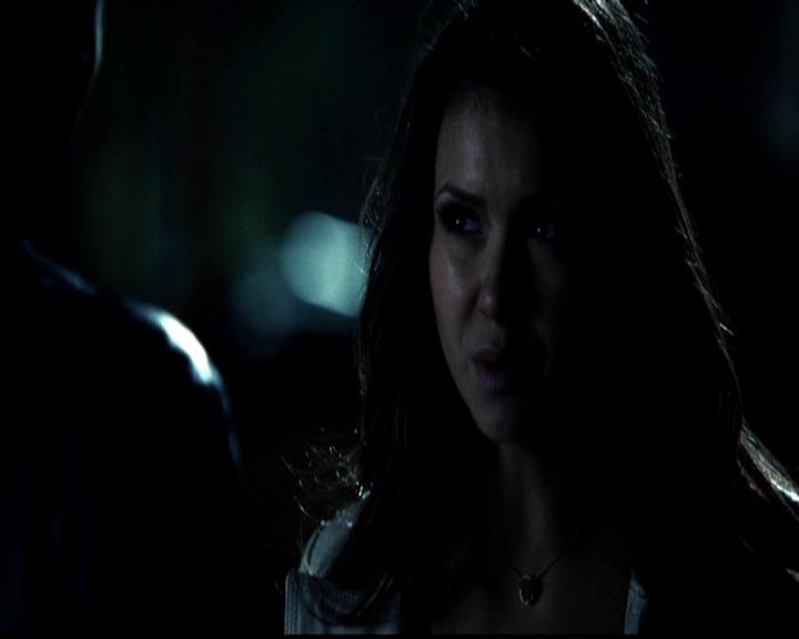 VampireDiariesWorld-dot-org_4x22TheWalkingDead0602.jpg