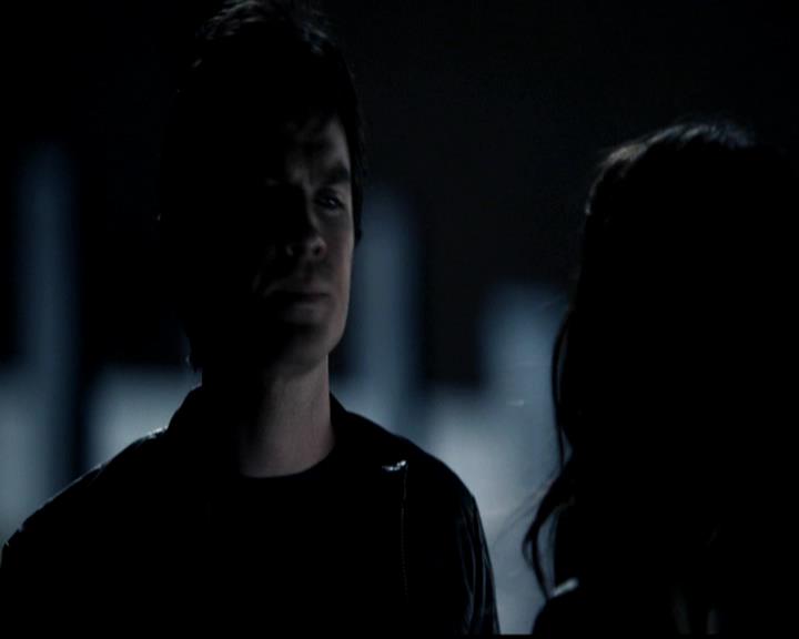 VampireDiariesWorld-dot-org_4x22TheWalkingDead0609.jpg