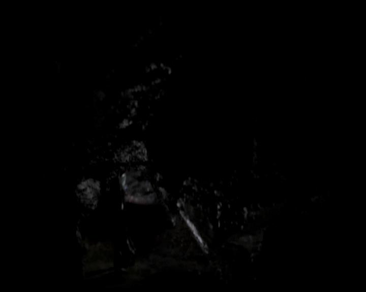 VampireDiariesWorld-dot-org_4x22TheWalkingDead0693.jpg