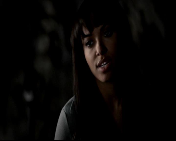 VampireDiariesWorld-dot-org_4x22TheWalkingDead0704.jpg