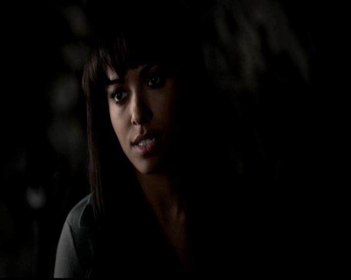 VampireDiariesWorld-dot-org_4x22TheWalkingDead0705.jpg