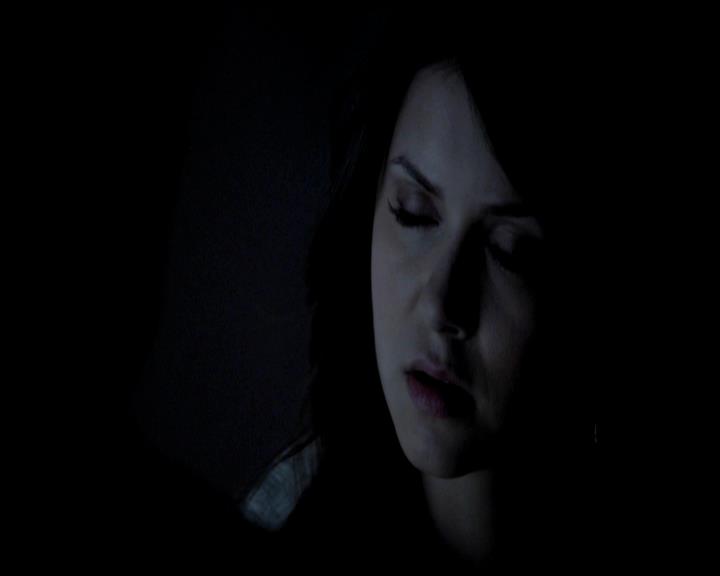 VampireDiariesWorld-dot-org_4x22TheWalkingDead0737.jpg