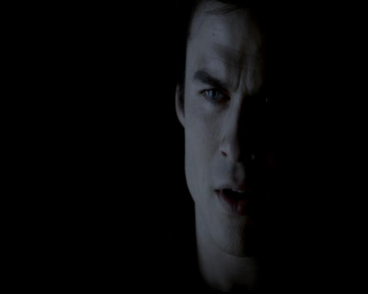 VampireDiariesWorld-dot-org_4x22TheWalkingDead0851.jpg