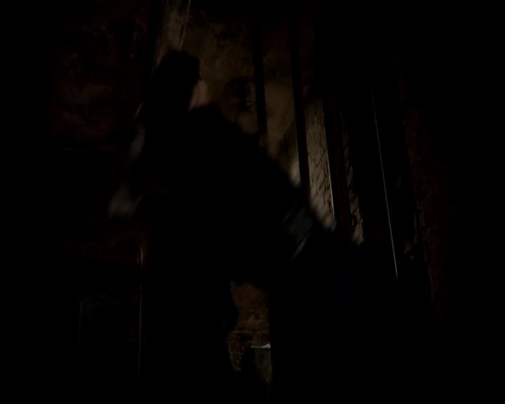 VampireDiariesWorld-dot-org_4x22TheWalkingDead1082.jpg