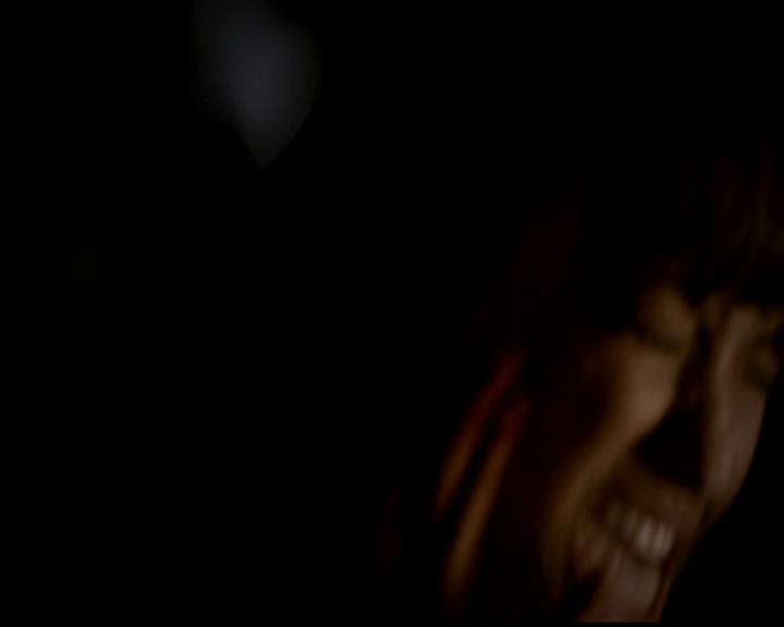 VampireDiariesWorld-dot-org_4x22TheWalkingDead1086.jpg