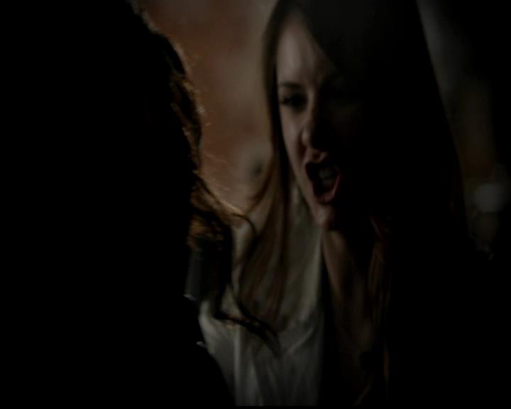 VampireDiariesWorld-dot-org_4x22TheWalkingDead1107.jpg