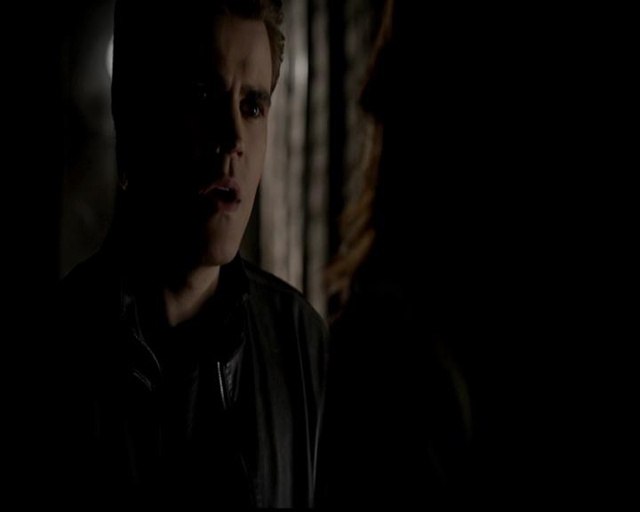 VampireDiariesWorld-dot-org_4x22TheWalkingDead1260.jpg