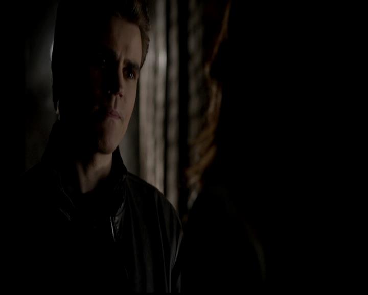VampireDiariesWorld-dot-org_4x22TheWalkingDead1261.jpg