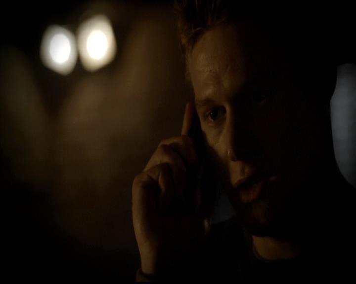 VampireDiariesWorld-dot-org_4x22TheWalkingDead1350.jpg VampireDiariesWorld-dot-org_4x22TheWalkingDead1350.jpg