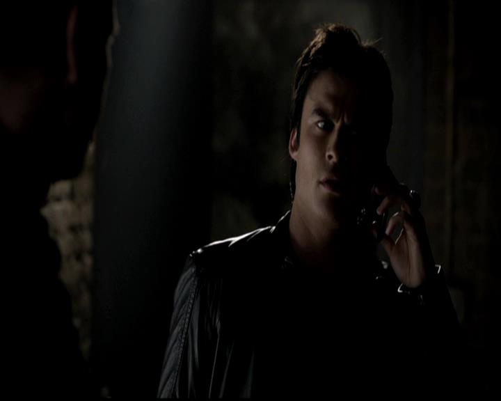 VampireDiariesWorld-dot-org_4x22TheWalkingDead1353.jpg