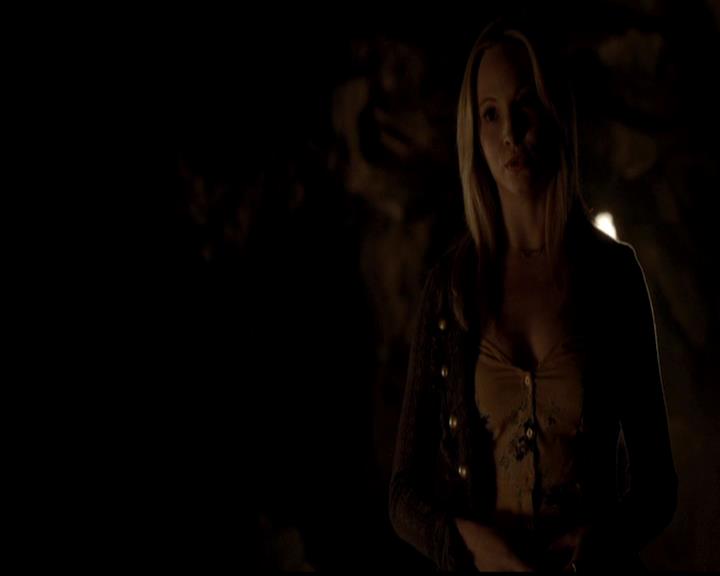 VampireDiariesWorld-dot-org_4x22TheWalkingDead1437.jpg VampireDiariesWorld-dot-org_4x22TheWalkingDead1437.jpg