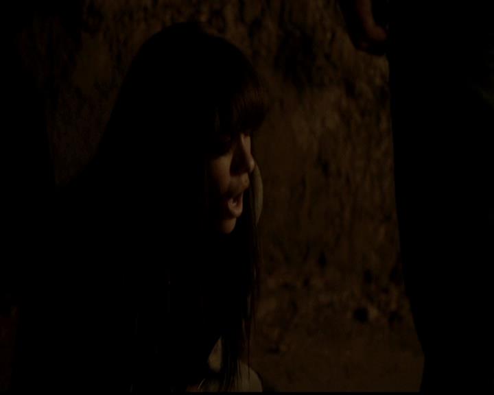 VampireDiariesWorld-dot-org_4x22TheWalkingDead1477.jpg