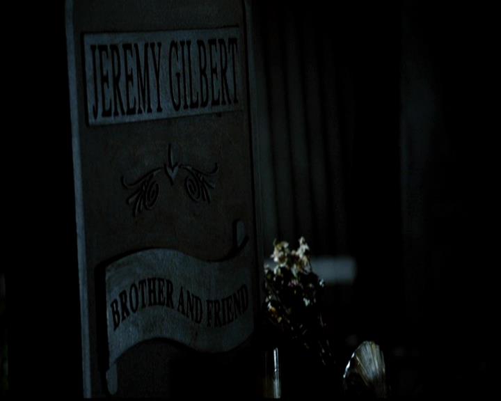 VampireDiariesWorld-dot-org_4x22TheWalkingDead1502.jpg