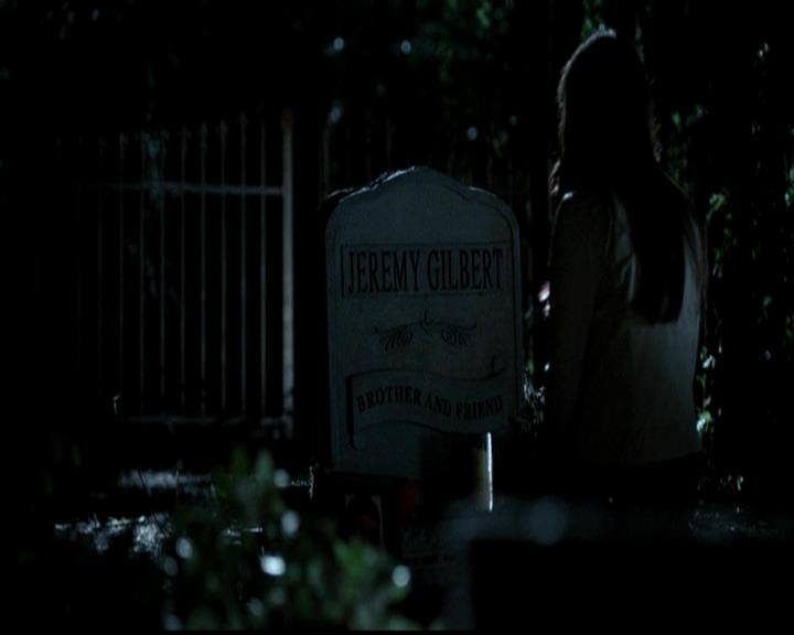 VampireDiariesWorld-dot-org_4x22TheWalkingDead1511.jpg