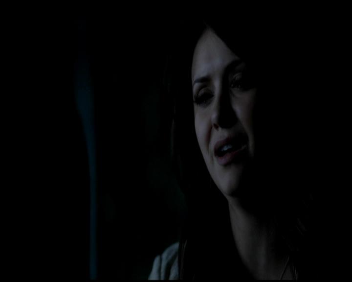 VampireDiariesWorld-dot-org_4x22TheWalkingDead1513.jpg
