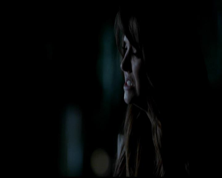 VampireDiariesWorld-dot-org_4x22TheWalkingDead1526.jpg