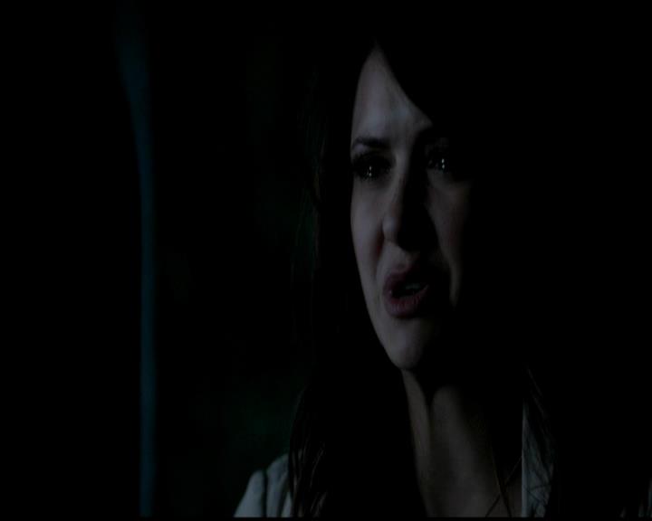 VampireDiariesWorld-dot-org_4x22TheWalkingDead1553.jpg