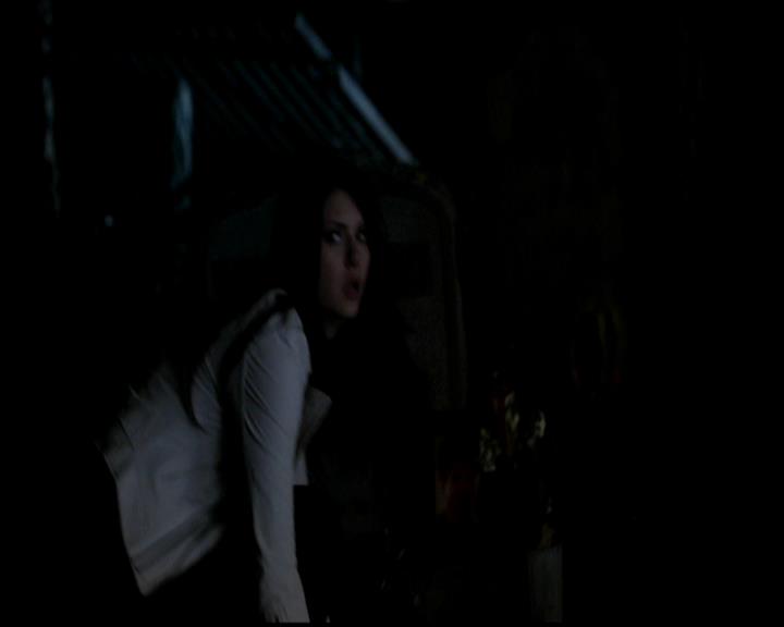 VampireDiariesWorld-dot-org_4x22TheWalkingDead1581.jpg