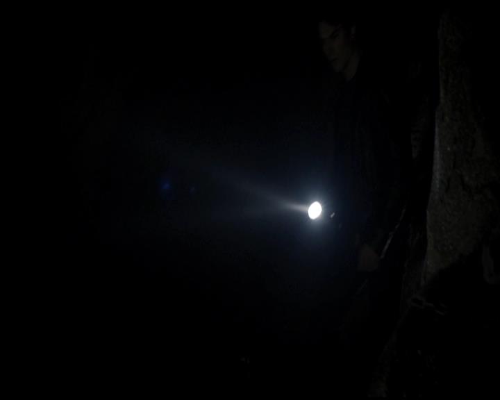 VampireDiariesWorld-dot-org_4x22TheWalkingDead1678.jpg
