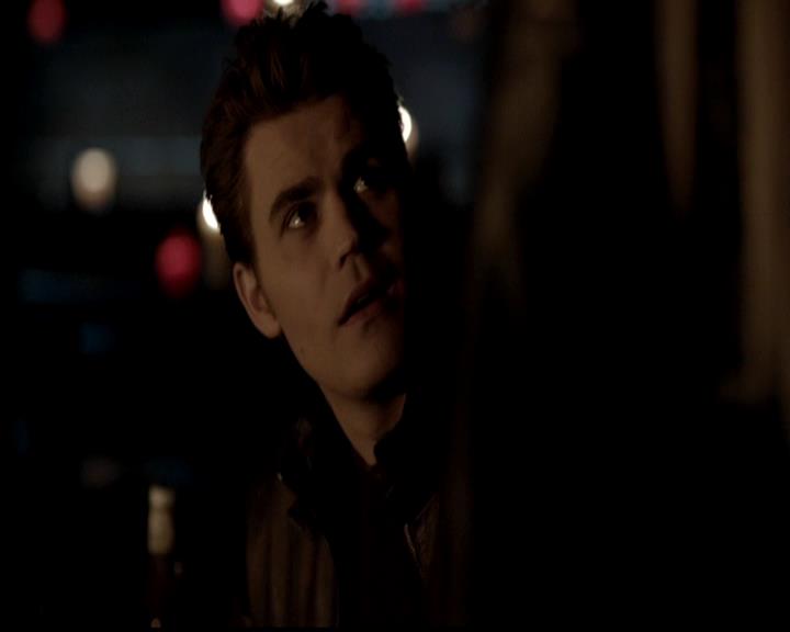 VampireDiariesWorld-dot-org_4x22TheWalkingDead2015.jpg