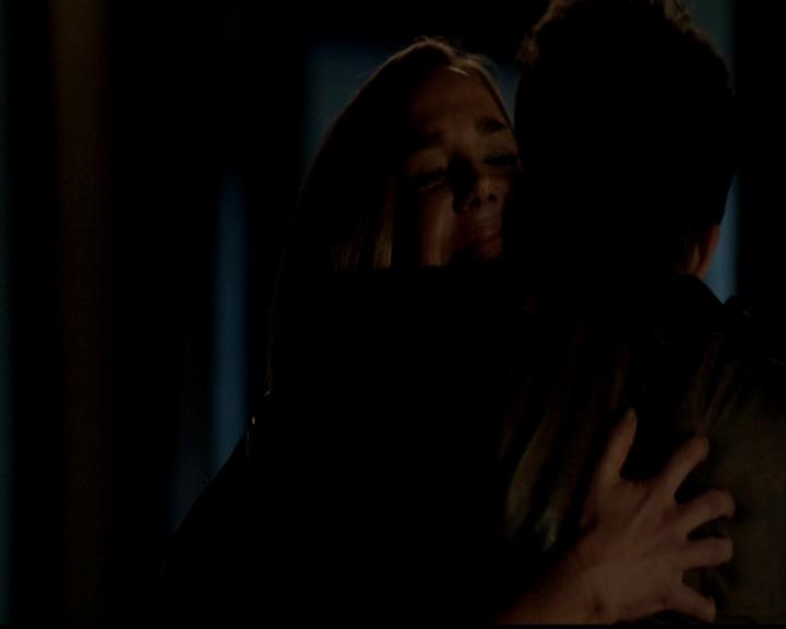 VampireDiariesWorld-dot-org_4x22TheWalkingDead2021.jpg
