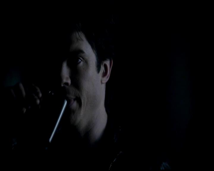 VampireDiariesWorld-dot-org_4x22TheWalkingDead2060.jpg