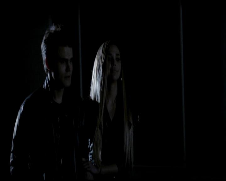 VampireDiariesWorld-dot-org_4x22TheWalkingDead2114.jpg