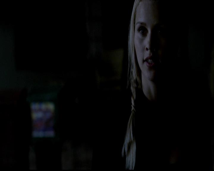 VampireDiariesWorld-dot-org_4x22TheWalkingDead2197.jpg