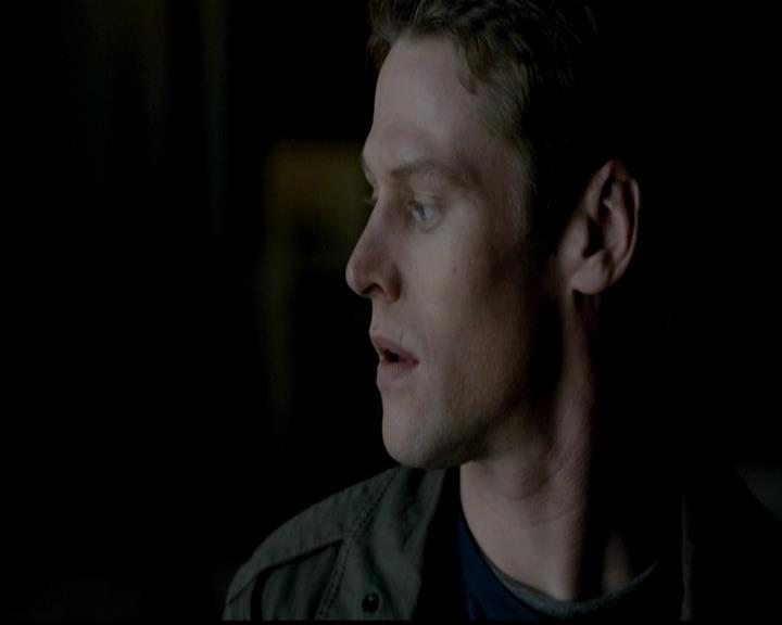VampireDiariesWorld-dot-org_4x22TheWalkingDead2214.jpg